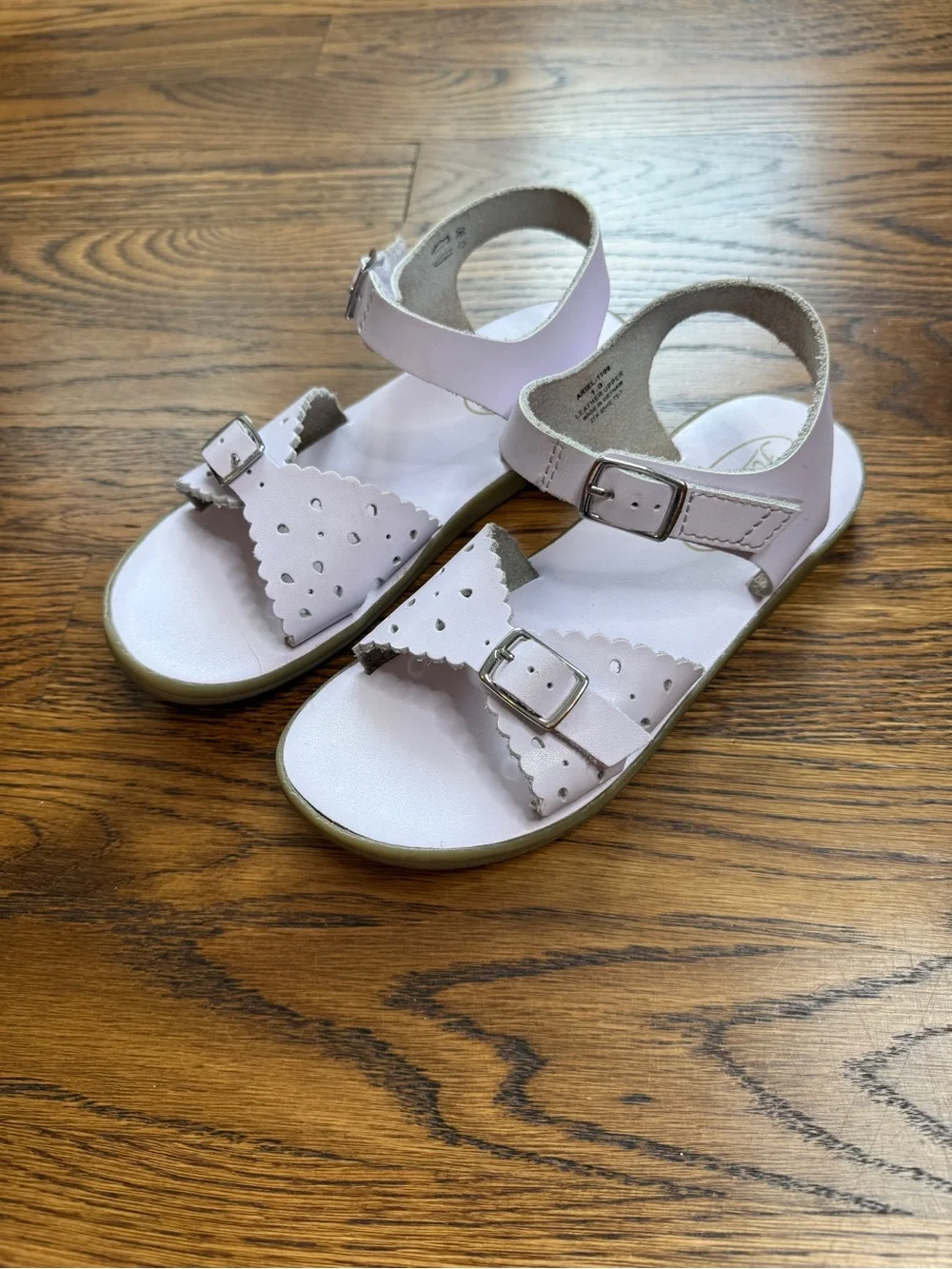FootMates Girls Ariel Lavender Hook & Loop Closure Summer Leather Sandals Size 1